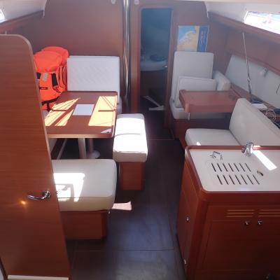 Innenansicht / Interior view